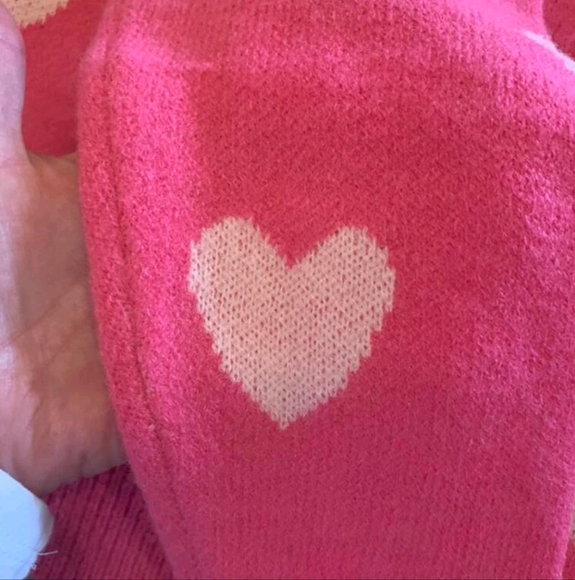 Heart Pattern Sweater - Picture 8 of 10
